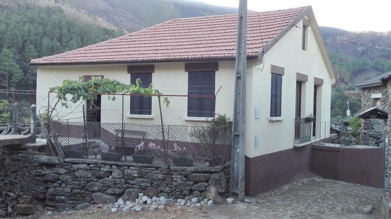 Ferienwohnung Casa Bernaldo Covas do Monte Exterior foto